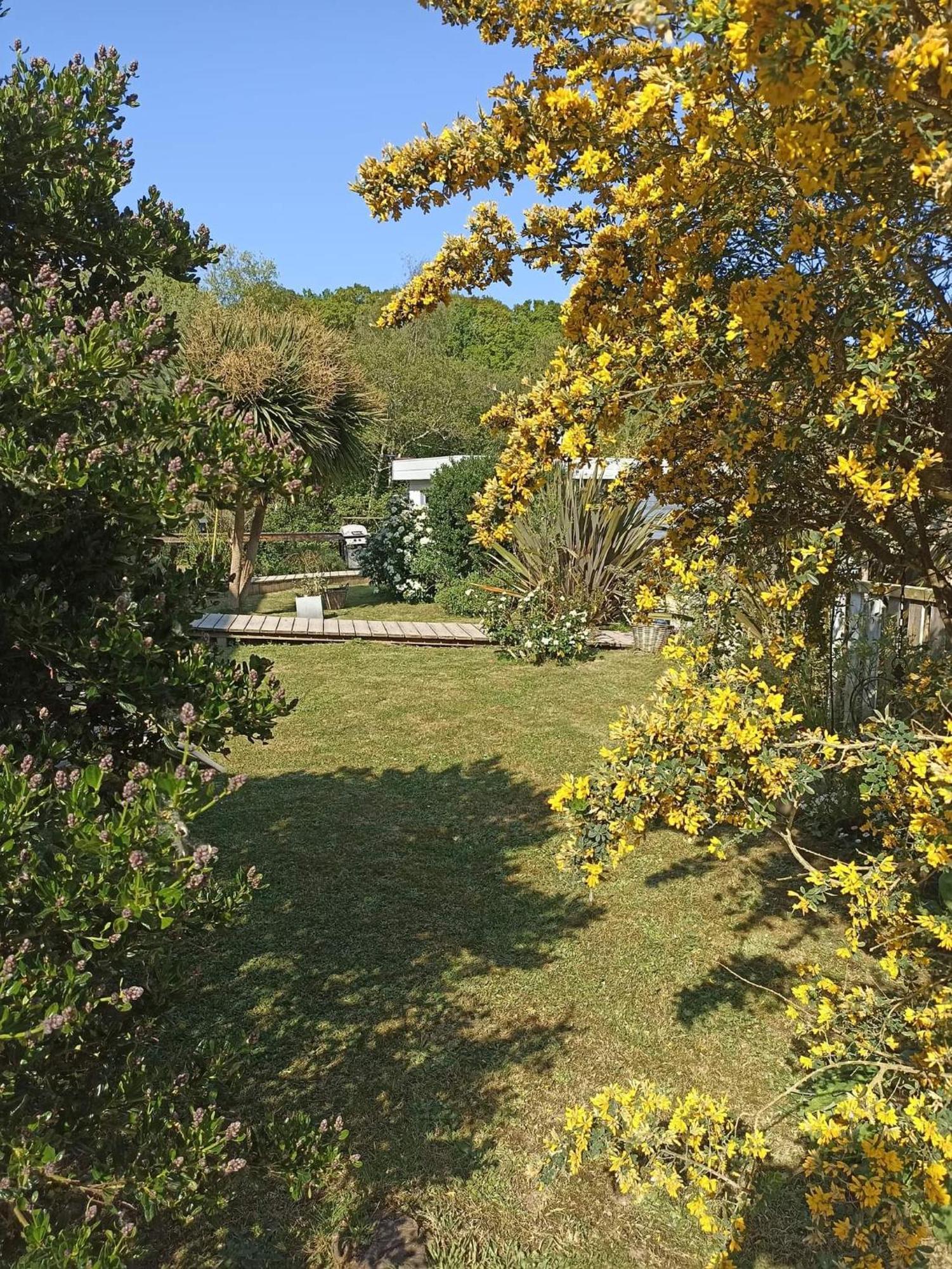 Lodge Avec Vue Sur La Riviere Lannion Εξωτερικό φωτογραφία